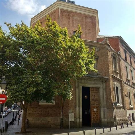 La Iglesia De San Antonio De Los Alemanes Cerca De Callao Es