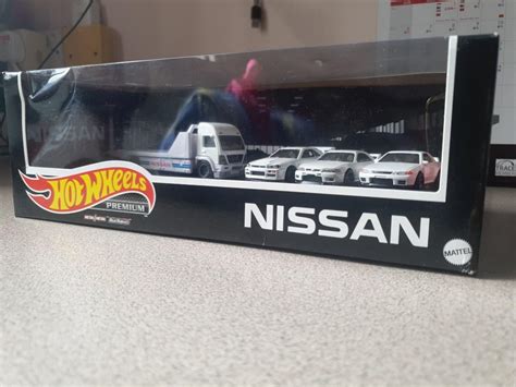 Nissan Box Set Hot Wheels Hobbies Toys Toys Games On Carousell