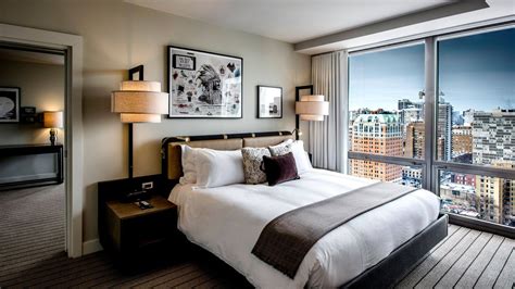 Luxury Hotel Rooms in Downtown Chicago | Thompson Chicago