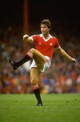 Martin Buchan Manchester United 1980 | Manchester united legends ...