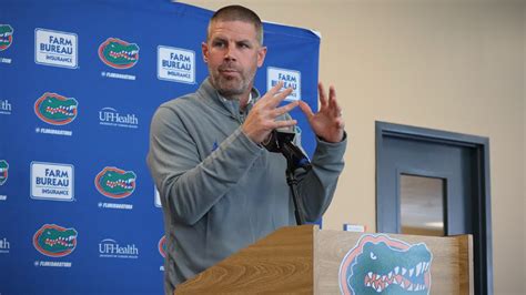 Billy Napier Gators Aren T Going Away On Recruiting Trail As