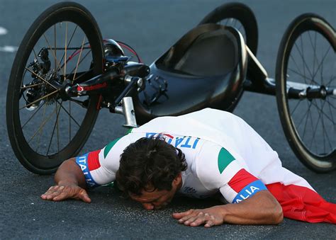 Alex Zanardi Ha Cinquant Anni Il Post