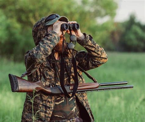 The 10 Best Deer Hunting Binoculars in [year]