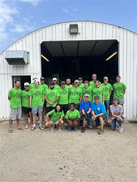 Hot Tots Serves Minot Hot Tots