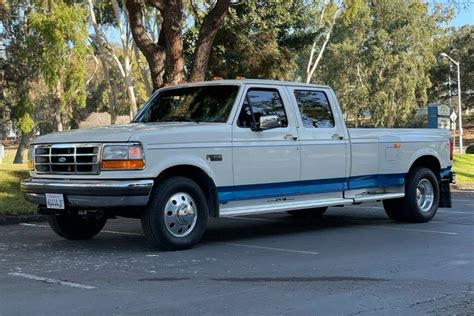 1995 Ford F350 Photo 5 Barn Finds