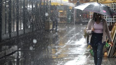 Meteoroloji duyurdu Sıcak hava gidiyor serin ve yağışlı hava geliyor