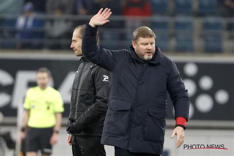 Hein Vanhaezebrouck Haalt Bikkelhard Uit Naar Uefa Voor Het Duel Van