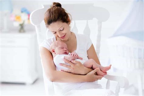 Essential Tips for New Parents: What You Need to Know About Newborn Care - Hunter Games Magazine