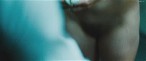 Naked Jördis Triebel in Lagerfeuer