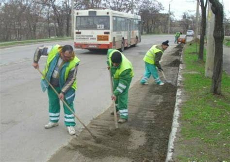 Peste jumătate din populaţia României care trăieşte în mediul rural