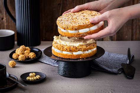 Torte Stapeln Anleitung Tipps So Stapelst Du Eine Torte Richtig