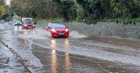 LIVE: Flood warnings issued after heavy rains hits Somerset - Somerset Live