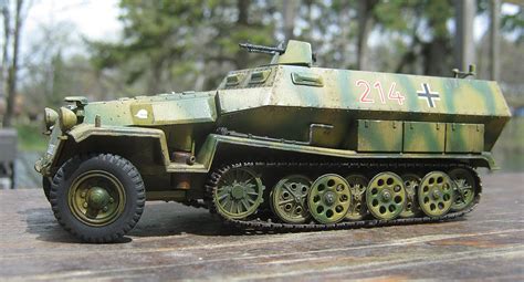 German Hanomag Sd Kfz 251 1 Halftrack Plastic Model Military