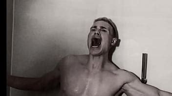 SEXO HARDCORE Y GARGANTA PROFUNDA Con Consolador Gigante VIKTOR ROM Aaronmax BBC LATINO