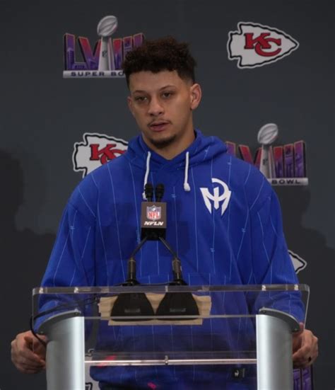 Patrick Mahomes Dressed for Business With Epic Pregame Outfit for Super ...