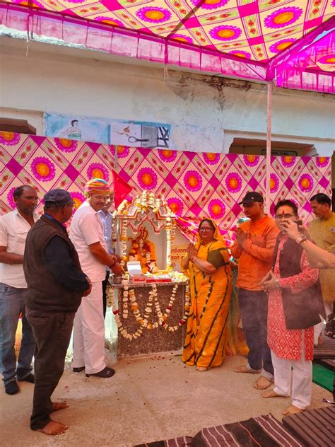 The Priests Established The Temple Of Maa Saraswati In The Savta School