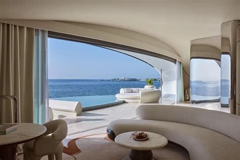 Shebara Resort Debuts Futuristic Solar Powered Villas On Saudi Arabias