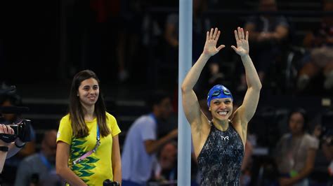 Paralimpíada Brasil conquista dois ouros na natação e sobe para 3º no