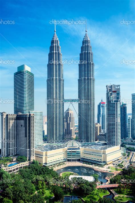 Petronas Towers, Kuala Lumpur - Malaysia – Stock Editorial Photo ...