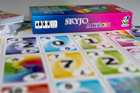 Le Jeu Skyjo Action Un Jeu De Cartes Plein D Actions Et De Strat Gies