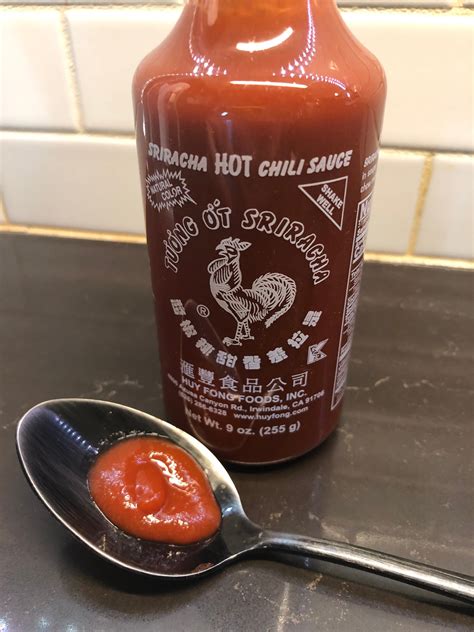 Sriracha Hot Chili Sauce Review Pepperscale