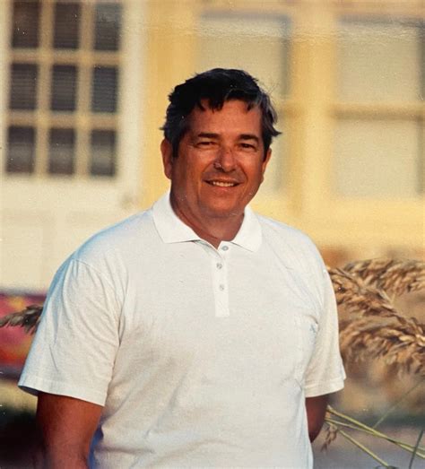 Memorial and Obituary Information for Gregory Hunter 12