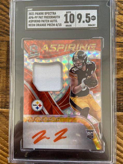 2021 Panini Spectra Aspiring Patch Autographs Neon Orange Prizm APA