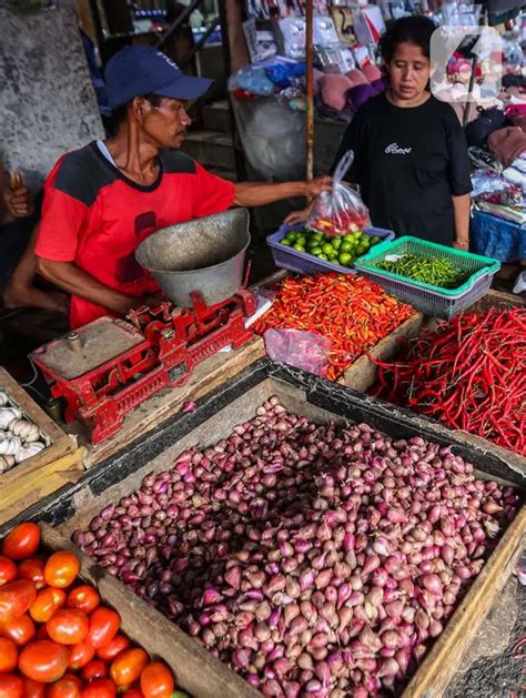 Jelang Idul Fitri Harga Pangan Mulai Merangkak Naik Foto Liputan