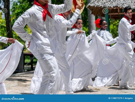 Dancers Dancing Son Jarocho La Bamba Folk Dance Editorial Stock Image