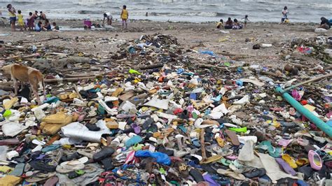 Look Tambak Na Basura Sa Baybayin Ng Manila Bay Matapos Ang Malalakas