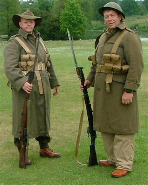 The Diggers Living History Group: Australian Army Uniforms 1939-1945