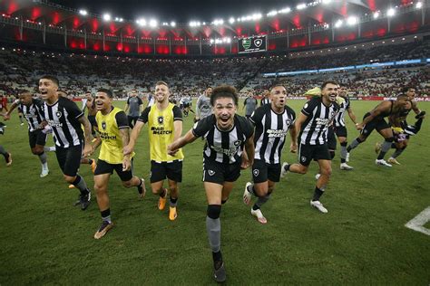 Botafogo X Atl Tico Mg Galo Desafia Maior S Rie Invicta Do Glorioso Em