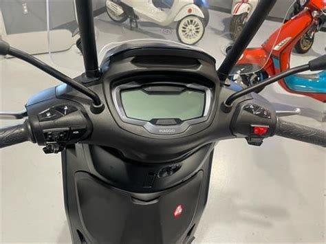 New 2023 Piaggio BV 400 S Nero Tempesta V23133 Scooters In Albuquerque NM