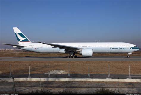 B Kph Cathay Pacific Boeing Er Photo By Mario Ferioli Id