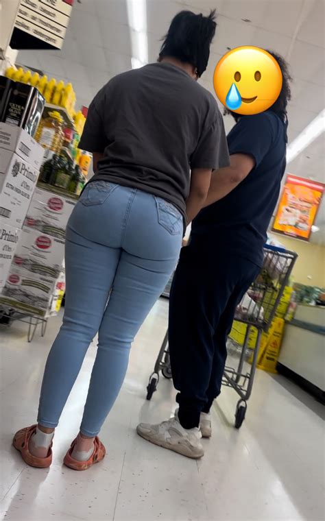 Juicy Latina In Tight Jeans Forum