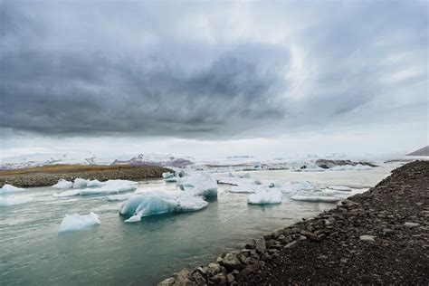 Diamond Beach Iceland: A Guide to Jokulsarlon Glacier Lagoon - Jared's Detours