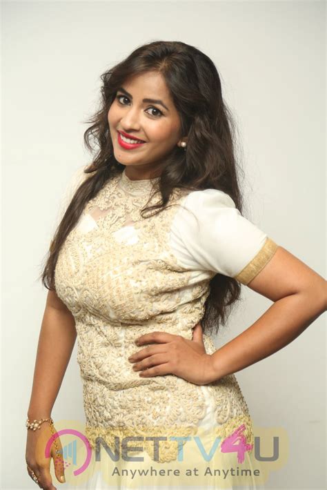 Telugu Actress Komali Good Looking Photos Galleries Hd Images