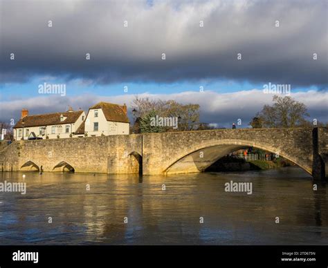 High Water, River Thames, Abingdon Bridge, Abingdon, Oxfordshire ...