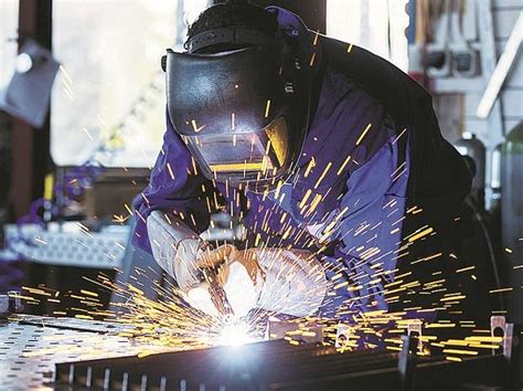 India's manufacturing sector rises to a nine-quarter high of 13.1% ...