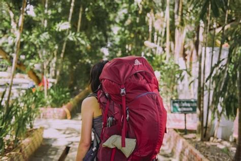 Perlengkapan Wajib Saat Naik Gunung Plancong