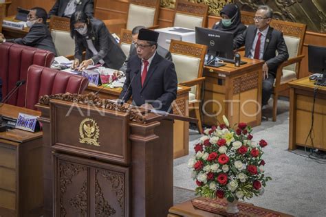 SIDANG PARIPURNA DPR SAHKAN PERPPU PEMILU MENJADI UU ANTARA Foto