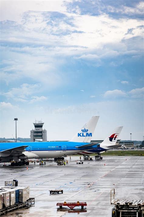 Malaysia Airlines Check In Counter With Logo At Kuala Lumpur