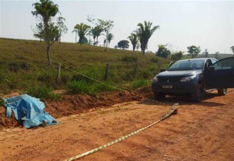 Corpo De Homem Encontrado Nu Sinais De Execu O Pr Ximo As Duas