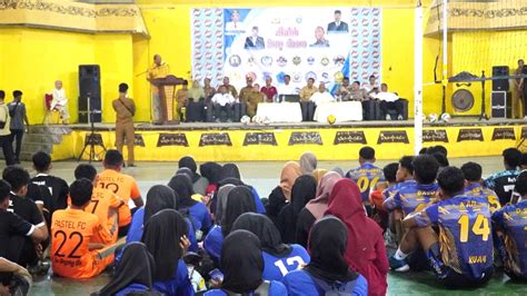 Turnamen Voli Antar Pelajar SMA Rebutkan Piala Kacab Disdik Wilayah II