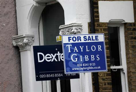Should first-time buyers wait for the property market to crash? Why
