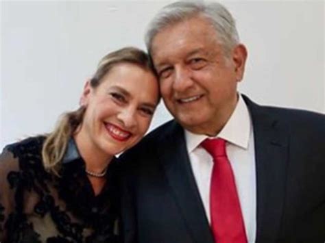 Beatriz Müller abre álbum para felicitar a AMLO