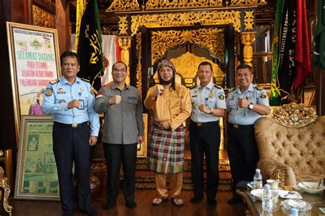 Sambangi Kesultanan Palembang Kakanwil Ilham Djaya Bahas Potensi