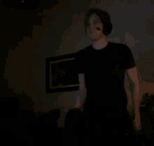 Ass Shaking Teen Gifs Tenor