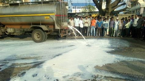 Milk Supply In Mumbai Pune May Be Hit As Farmers Protest Begins In