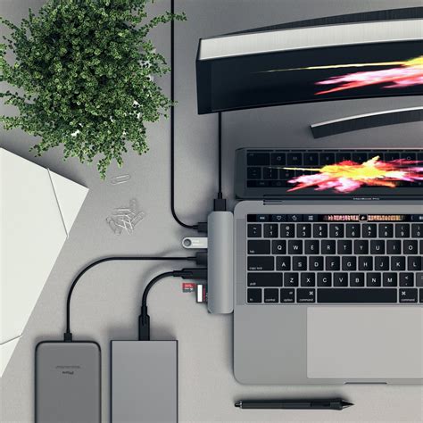 Satechi Aluminum Type-C Pro Hub Adapter » Petagadget
